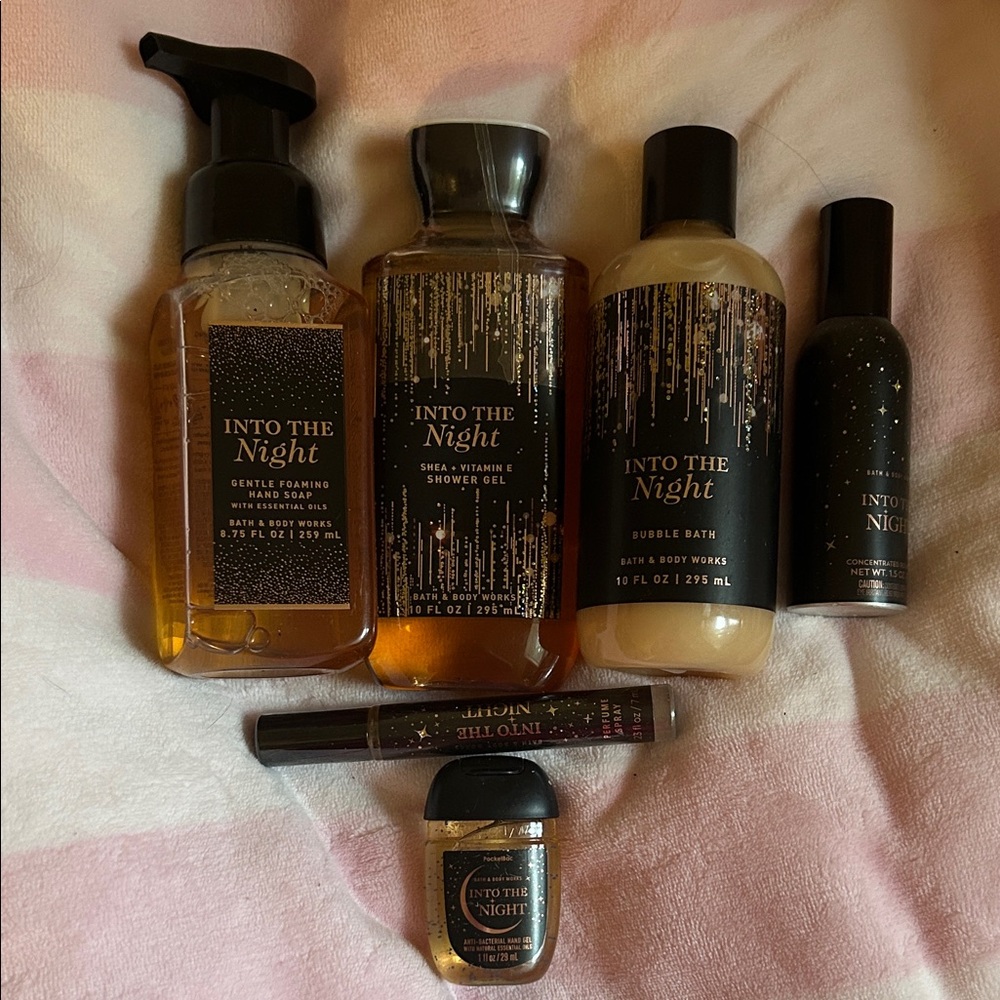 Bath & Body Works 'Into the Night' Collection - Black and Gold